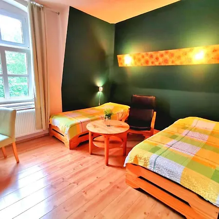 Riesige In - 3 Schlafzimmer, 2 Baeder, شقة شيمنيتز