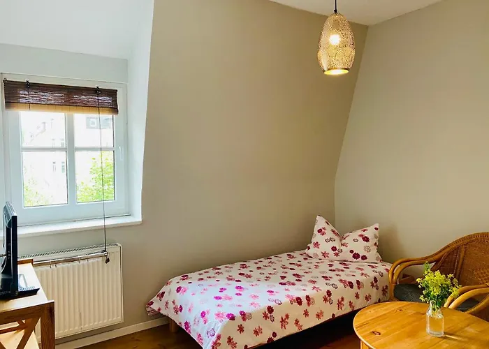 Riesige In - 3 Schlafzimmer, 2 Baeder, 公寓 开姆尼茨